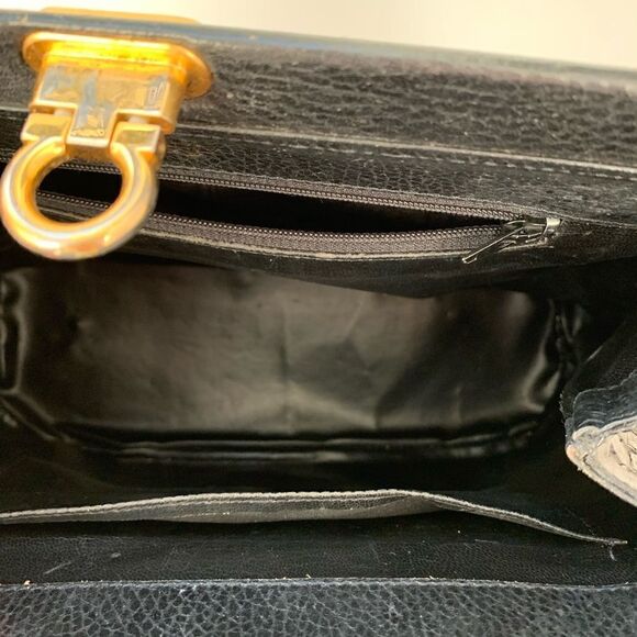 HOST PICK👜Vintage Genuine Crocodile Leather Handbag - Picture 4 of 9